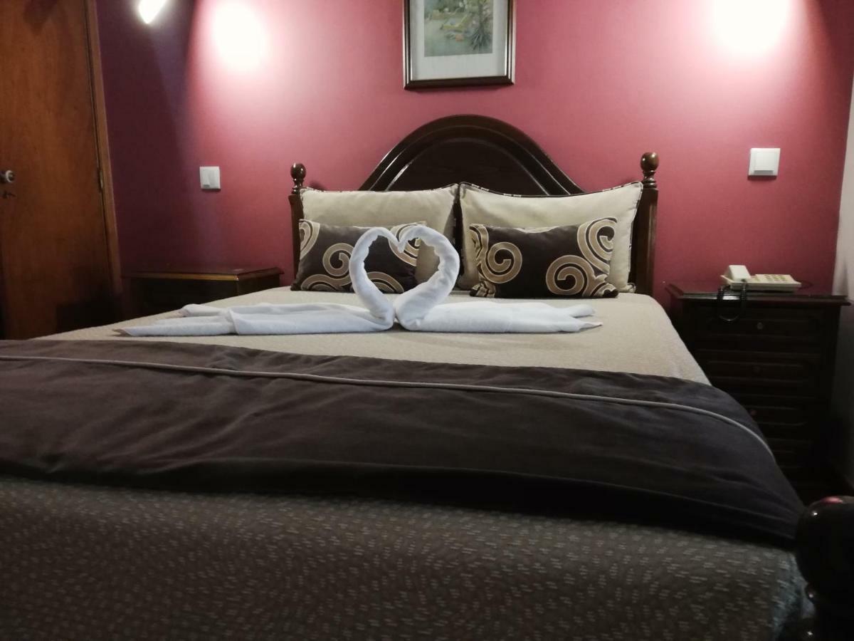 Hotel Termas Chaves Buitenkant foto